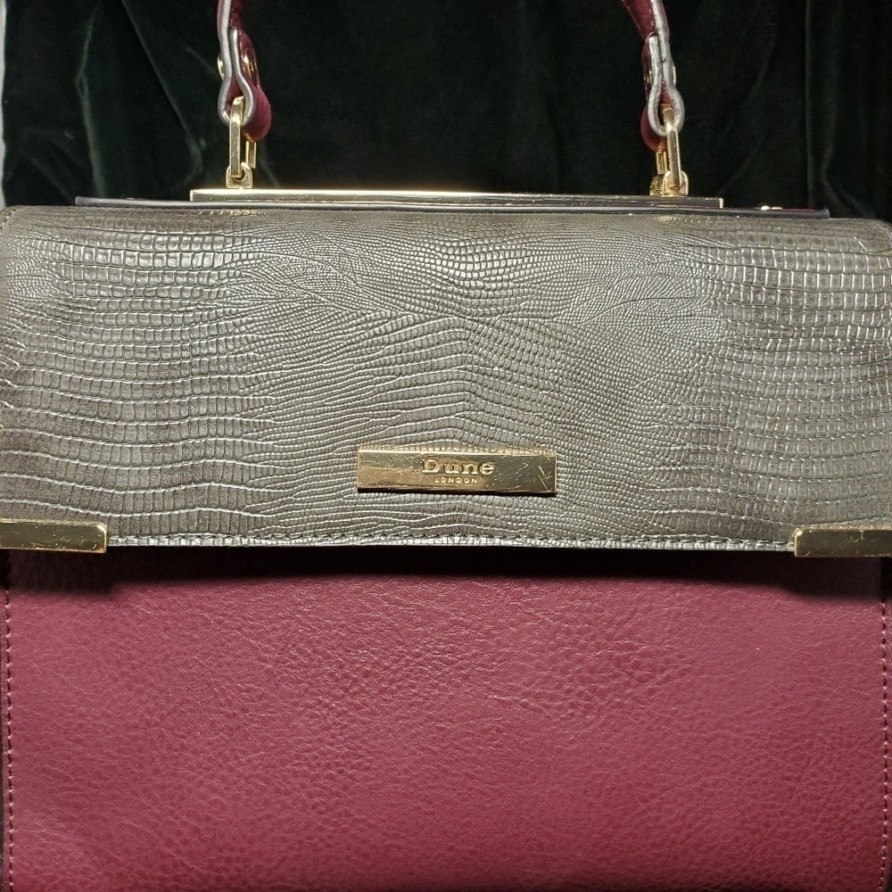 Beautiful! ~ London Dune ~ Purse ~ Optional Shoulder Strap
